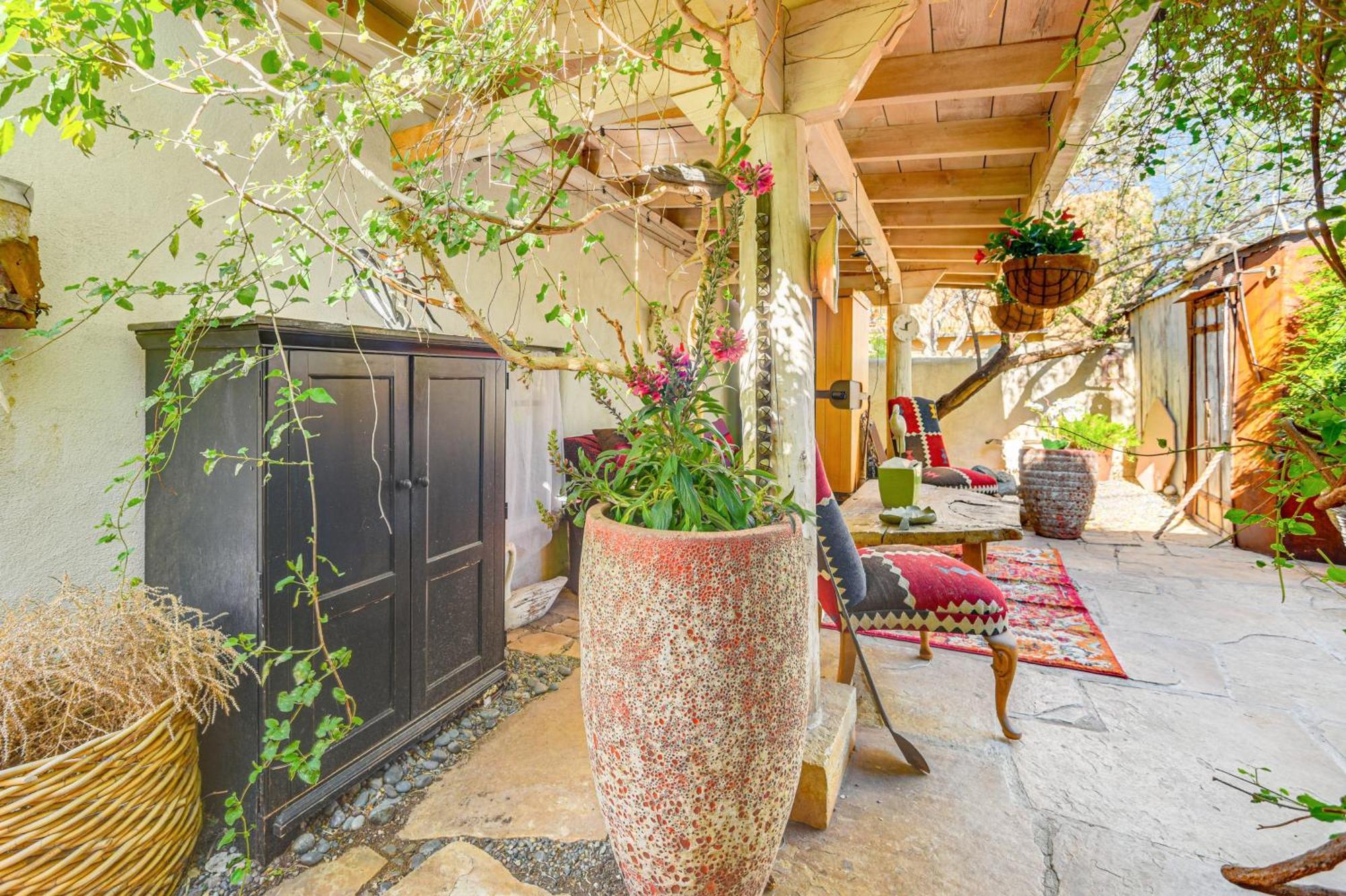 Adobe Studio 2 Blocks To Downtown Santa Fe Plaza! Exterior foto